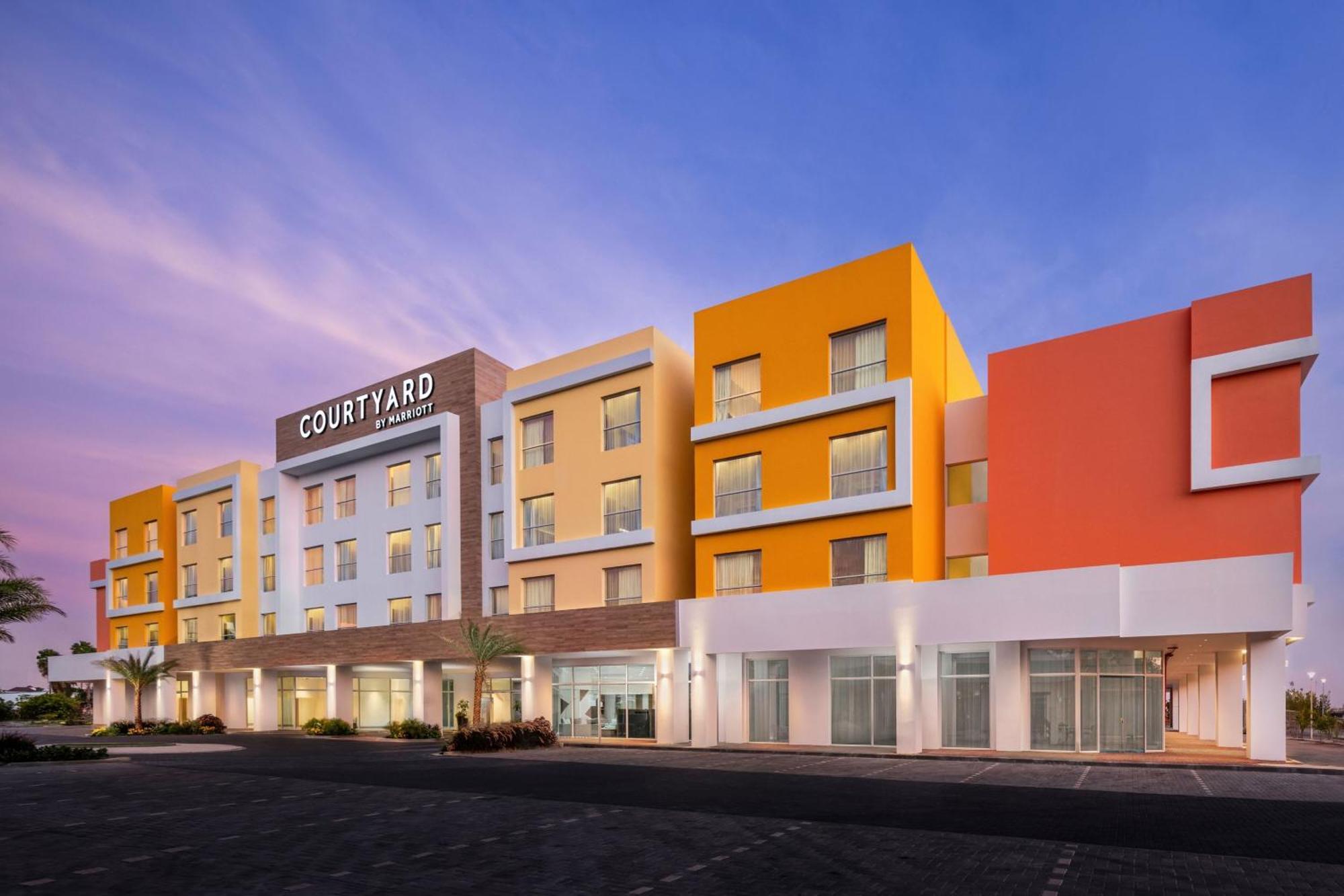 Courtyard By Marriott Curacao Hotel Willemstad Ngoại thất bức ảnh