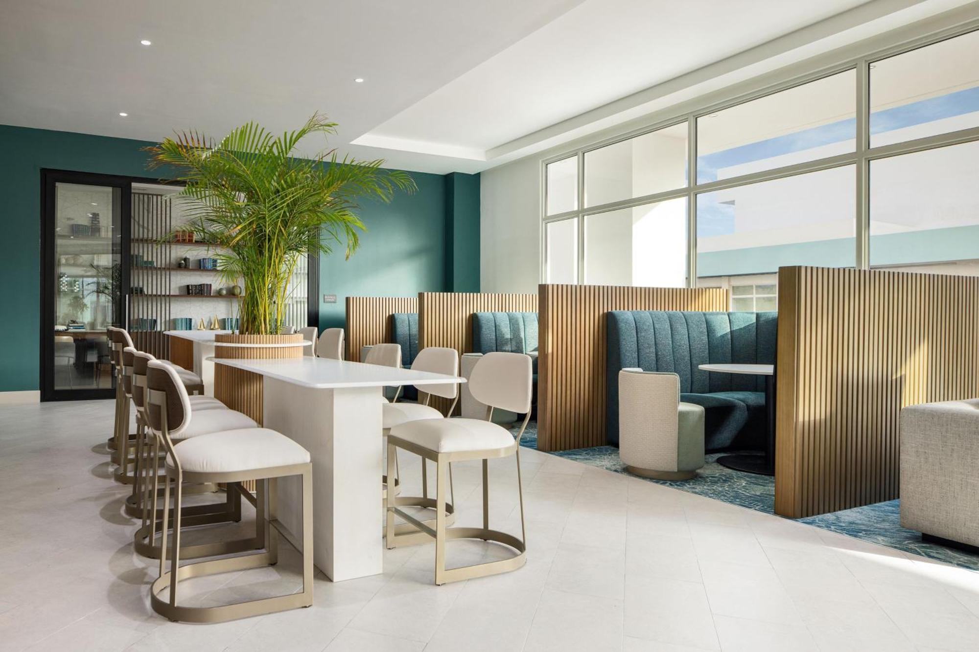 Courtyard By Marriott Curacao Hotel Willemstad Ngoại thất bức ảnh